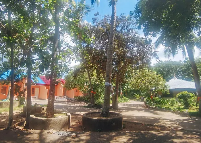 Hotell Warren's Beach San Remigio